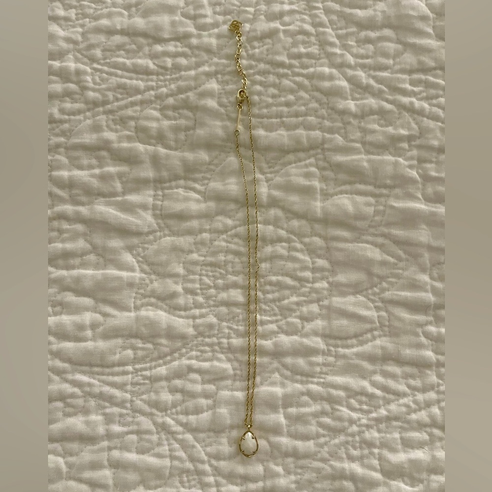 Kendra Scott Necklace - Gold and White - WORN ONCE